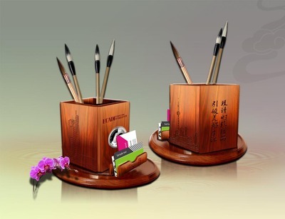 【木質(zhì)筆筒擺件工藝品 周年慶紀(jì)念品禮品】價(jià)格,廠家,圖片,木質(zhì)、竹質(zhì)工藝品,永銀文化創(chuàng)意產(chǎn)業(yè)發(fā)展有限責(zé)任公司-